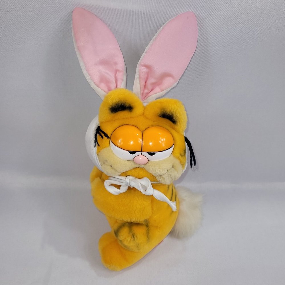 Garfield Vintage 1981 Plush 9" Easter Bunny Stuffed Toy by Dakin